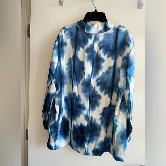 Zara women’s blue dye suit jacket - Picture 2 of 2